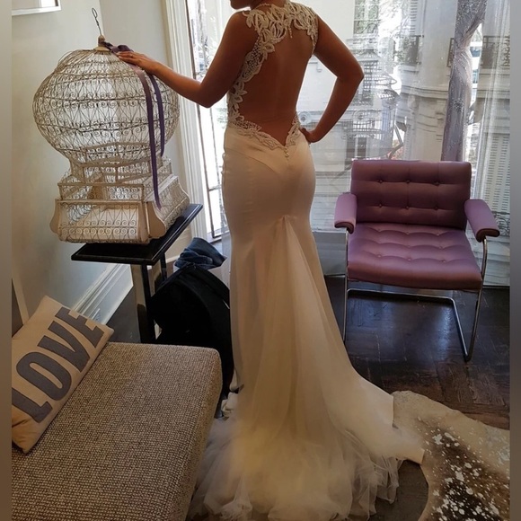 Galia Lahav Angelina Wedding Dress Size 4 and Reem Acra Cathedral Veil *READ* - Picture 3 of 17